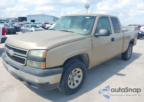2006 Chevrolet Silverado 1500 Work Truck z USA, uszkodzony, nr VIN 1GCEK19V16E126450